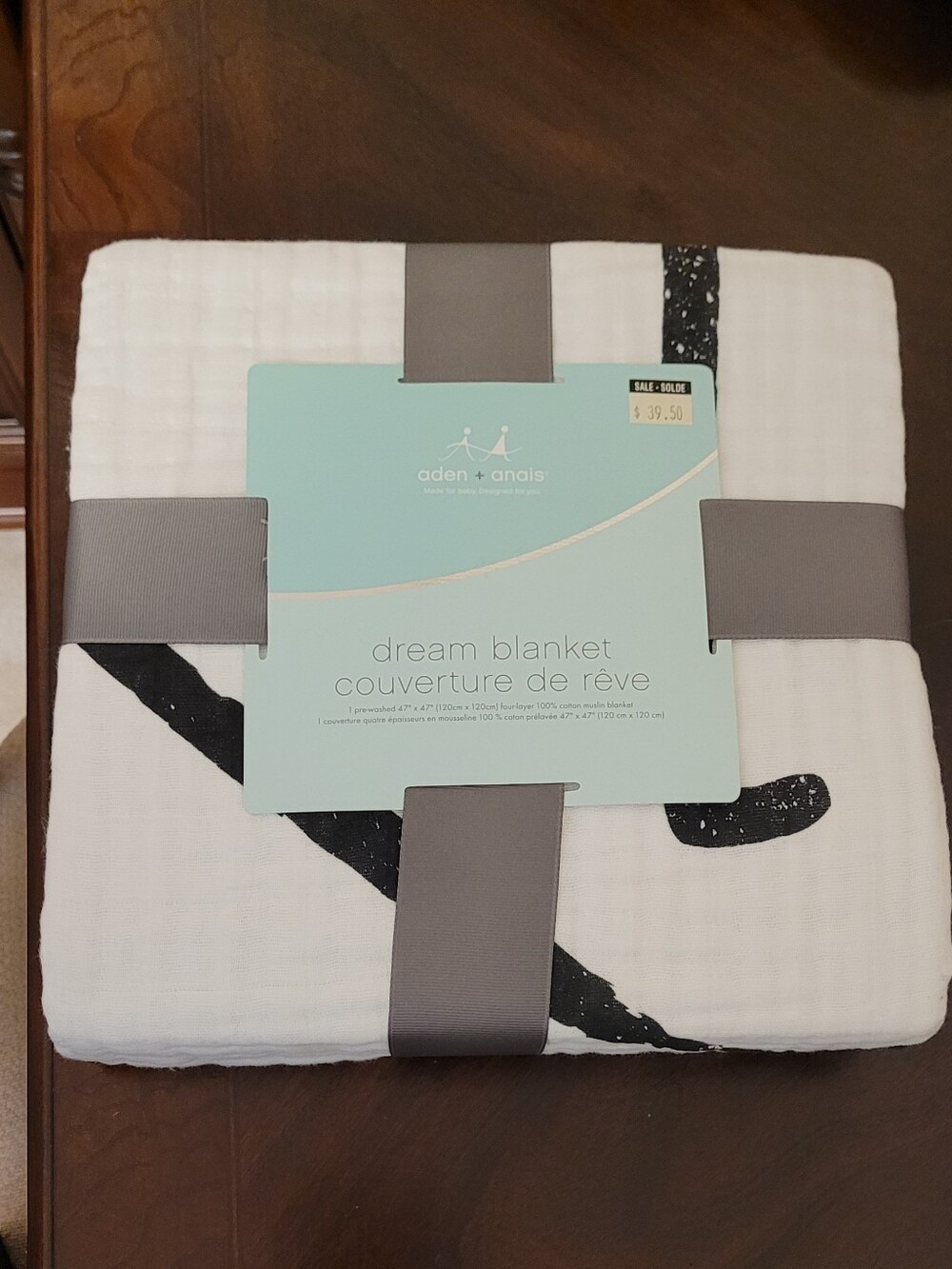 NWT aden + anais White Dream Blanket with Black Accent
